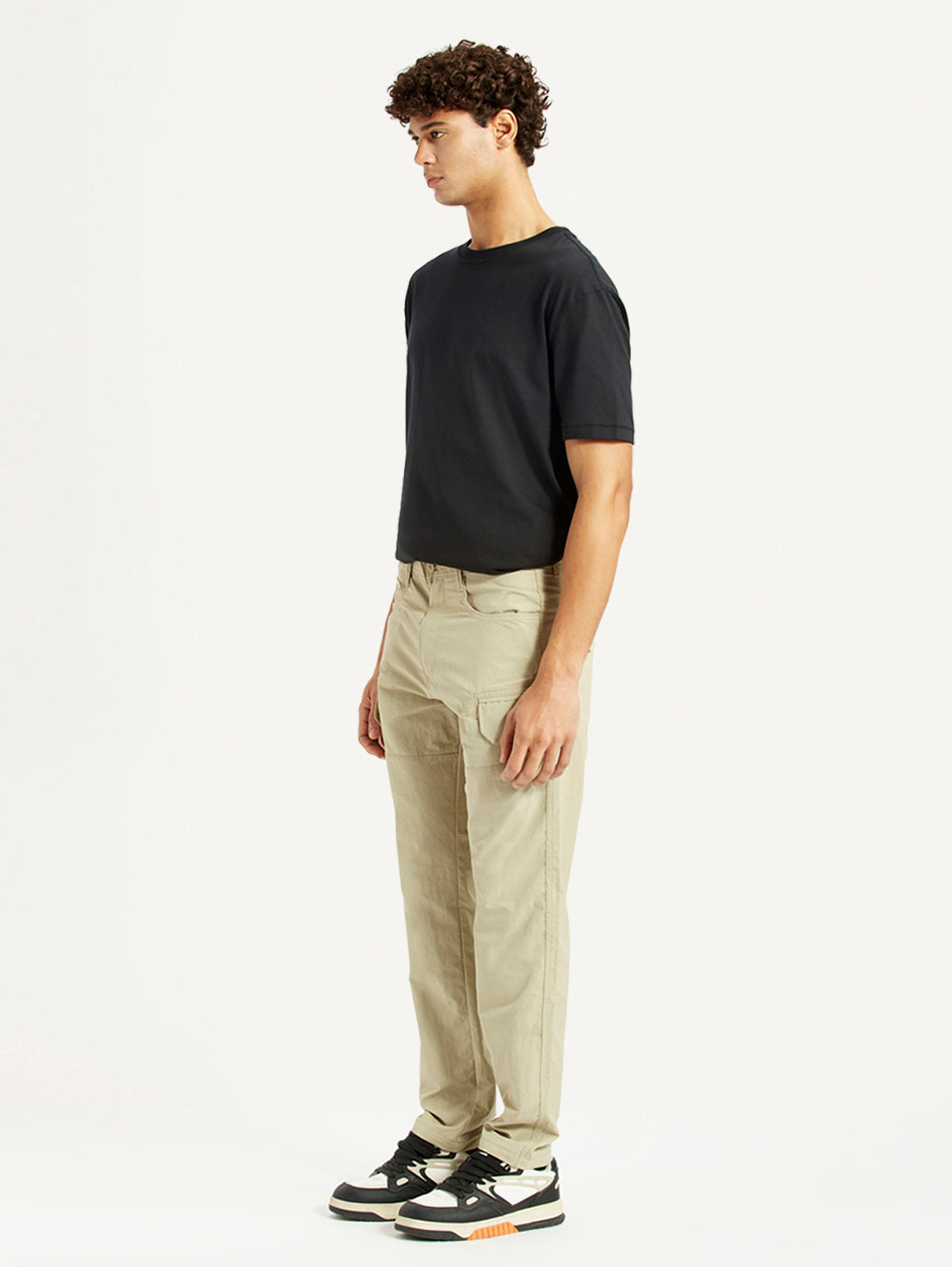 Men's Beige Slim Fit Mid Rise Cargo Trousers