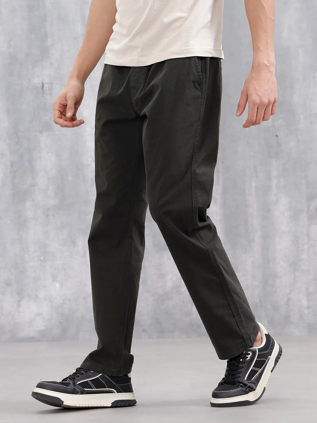 Men's Casual Straight Fit Trousers | Olive