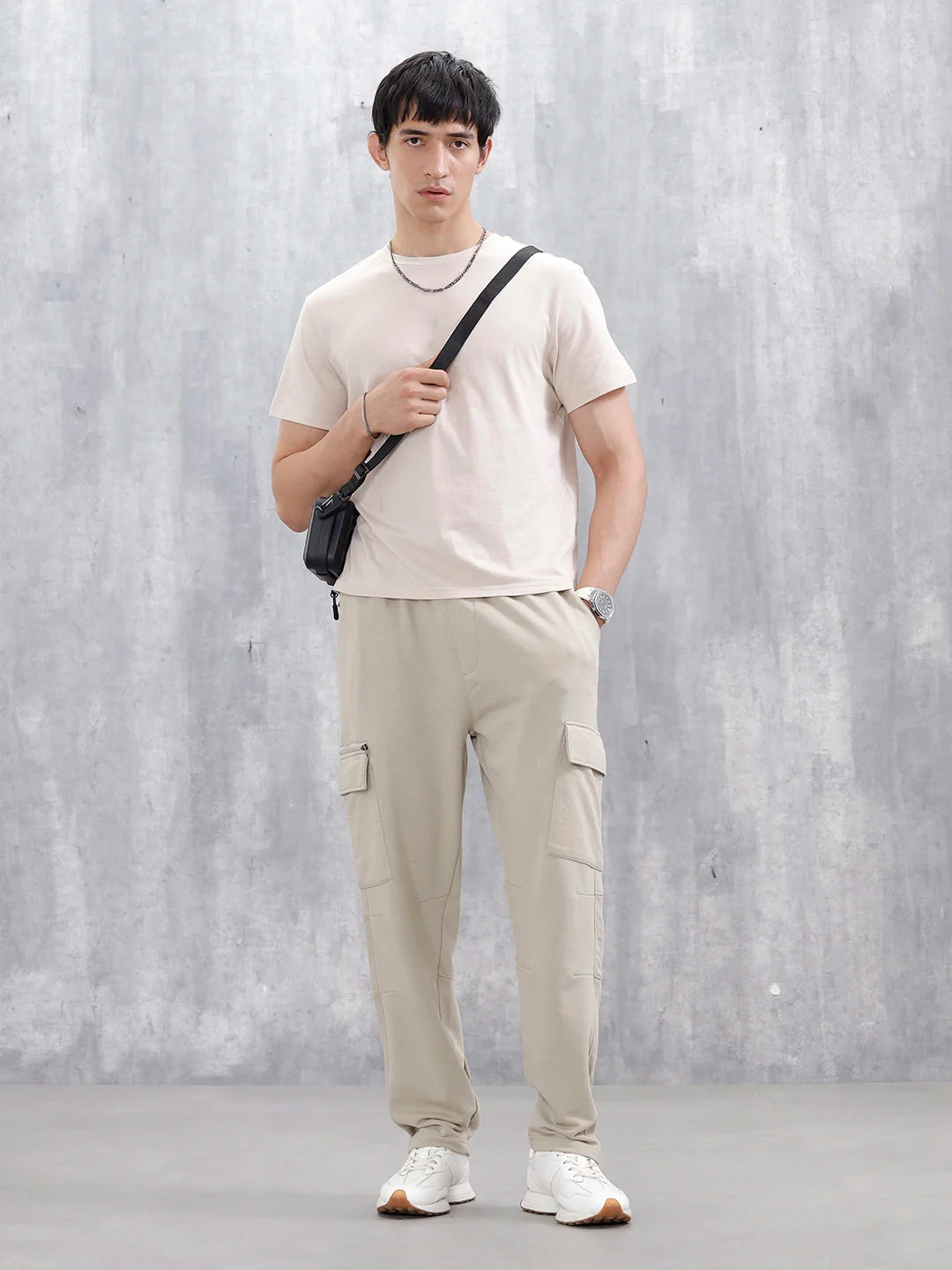Men’s Relaxed Fit Knit Jogger With Utility Pockets | Grey