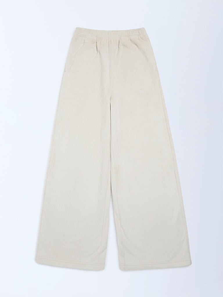 Y&F Kids Beige Cargo-Style High-Rise Cotton Trousers