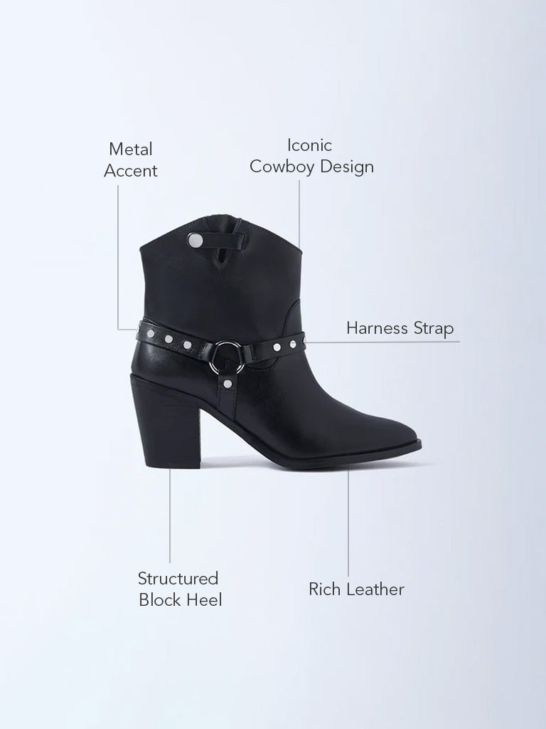 LUNA BLU Black Stud Detailed Leather Boots
