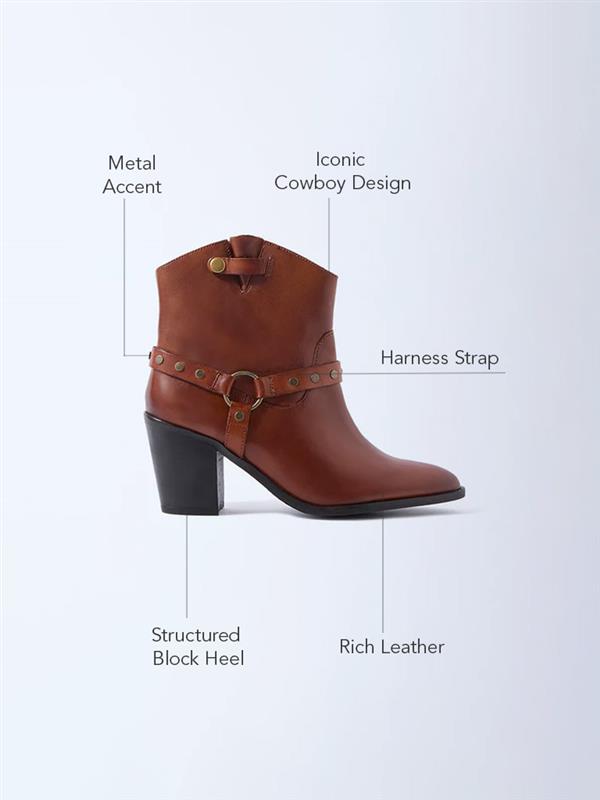 LUNA BLU Tan Stud Detailed Leather Boots