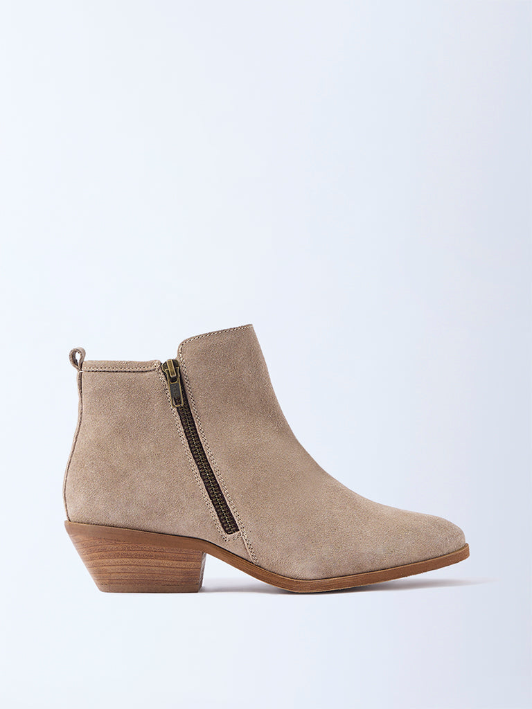 LUNA BLU Beige Suede Ankle Boots