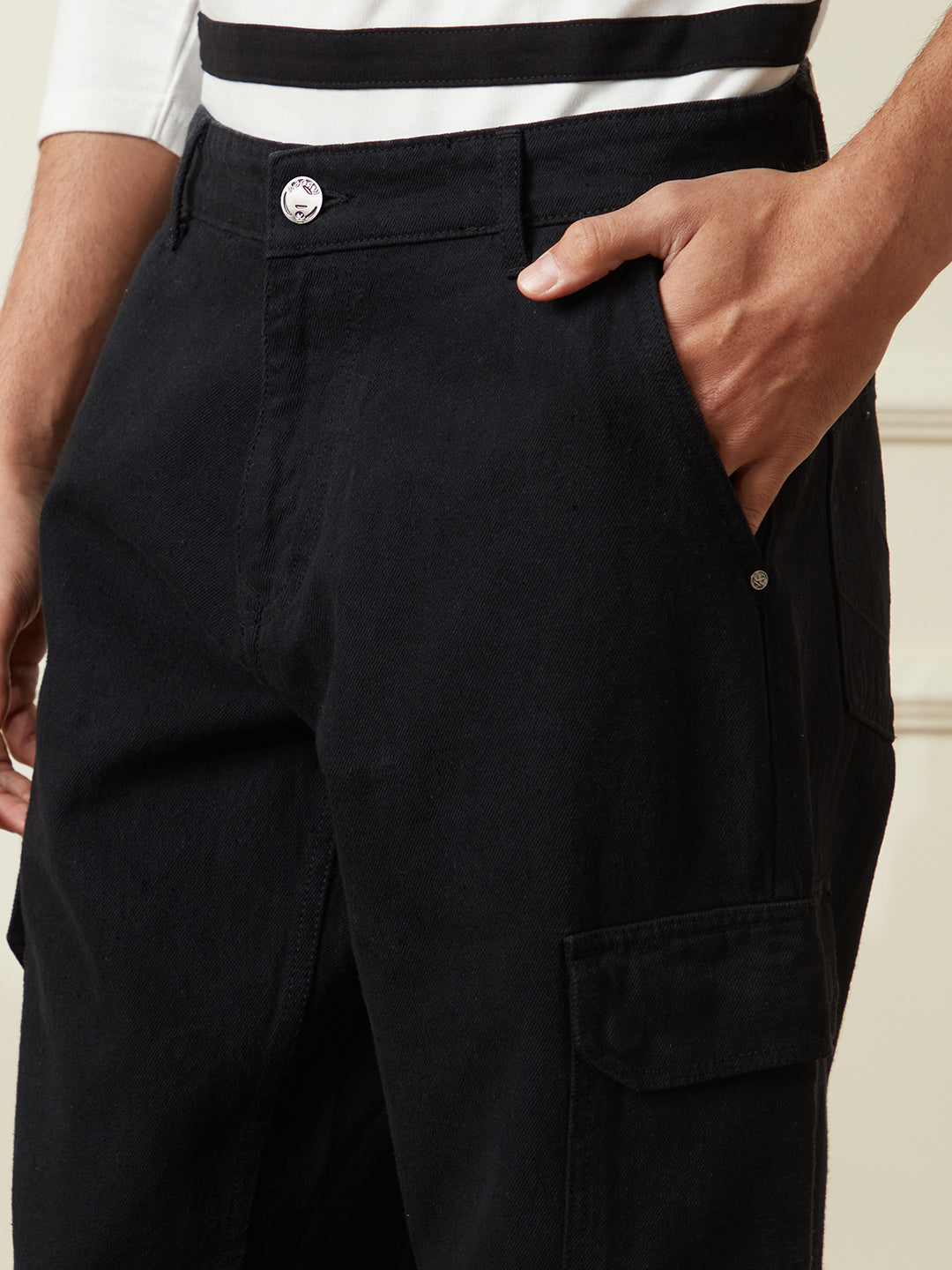 Solid Anti Fit Denim Cargo | Black