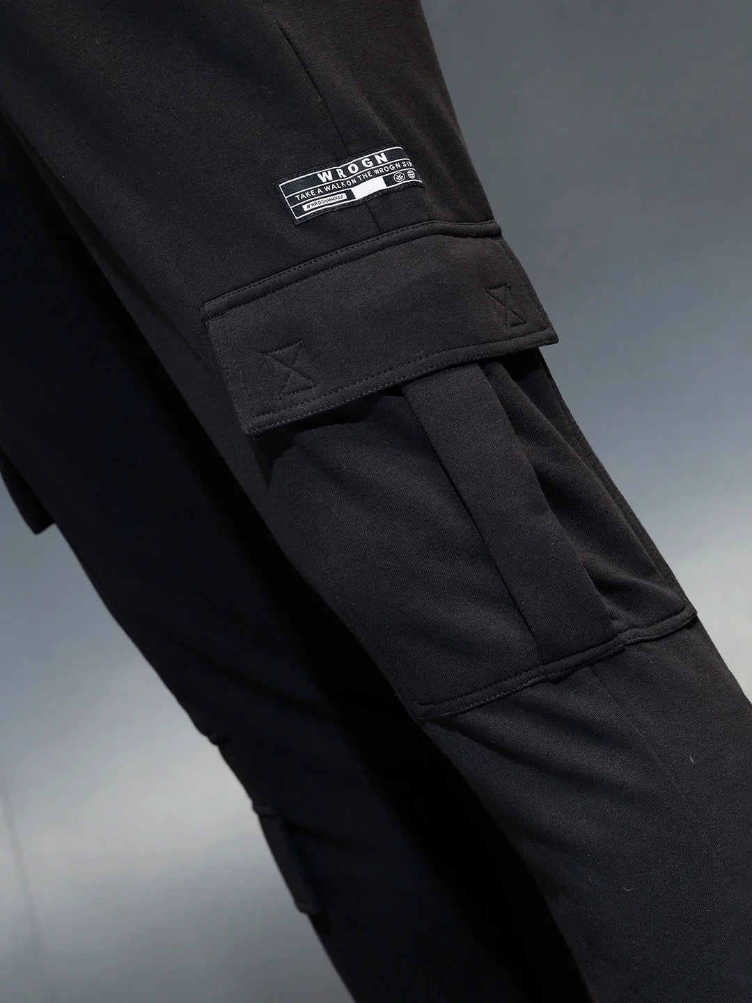 Men's casual straight fit knitted jogger | Black