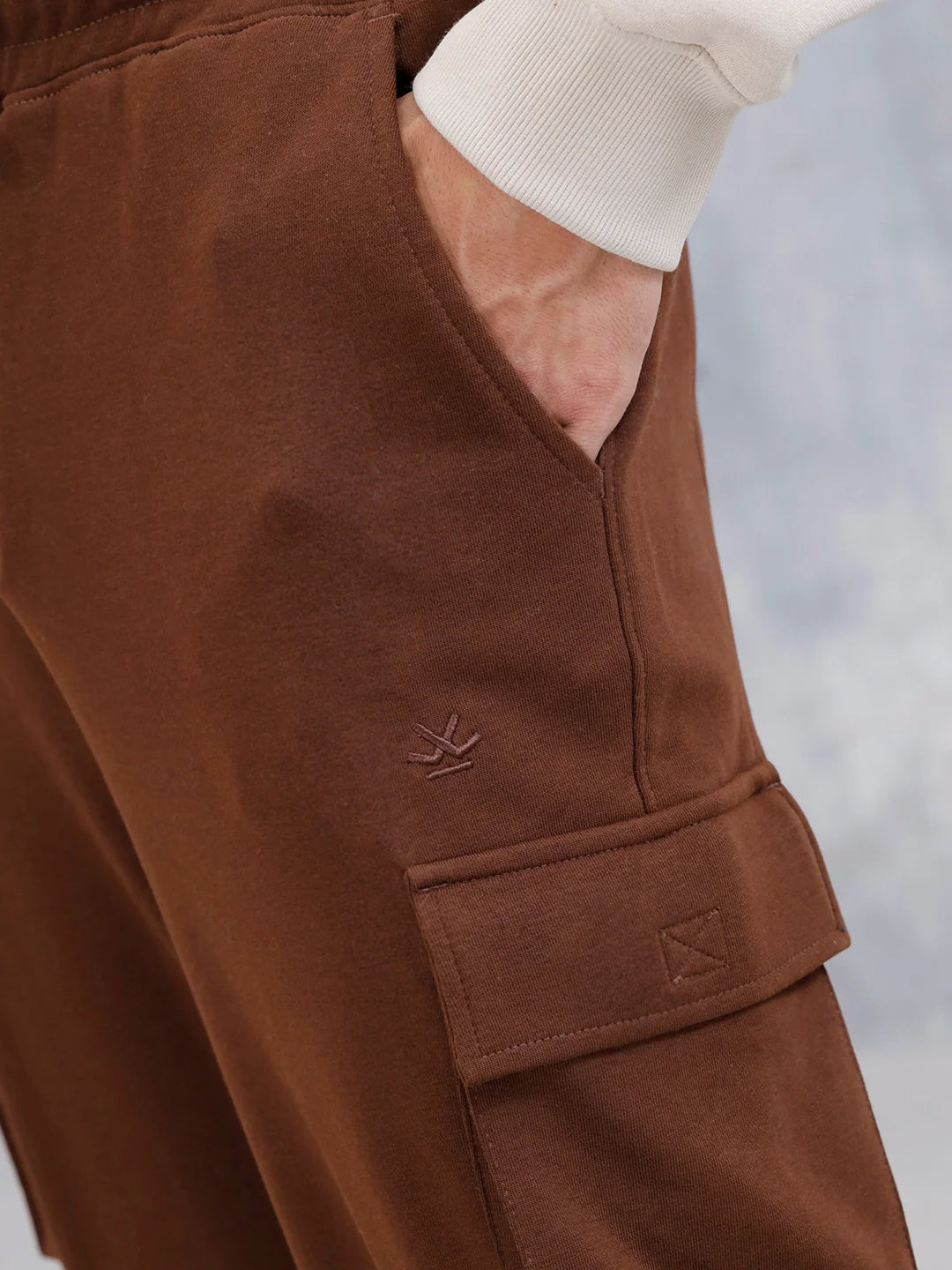 Men's Casual Utility Pockets Relaxed Fit Knit Jogger | Brown