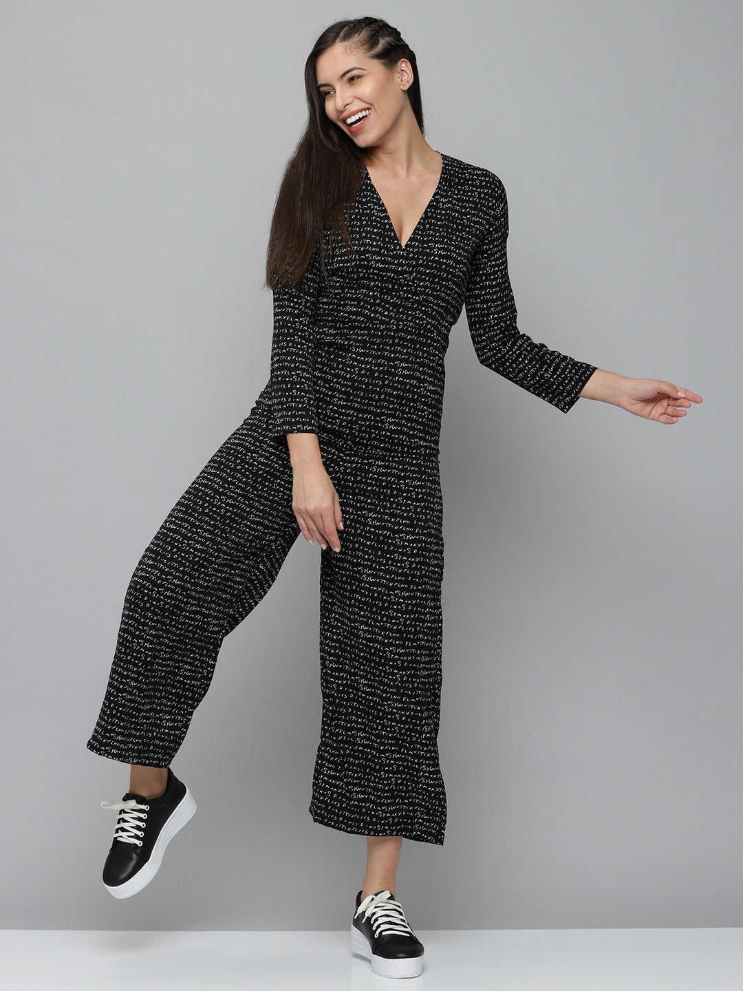 Women's Black Printed V-Neck Long Sleeves Basic Jumpsuit