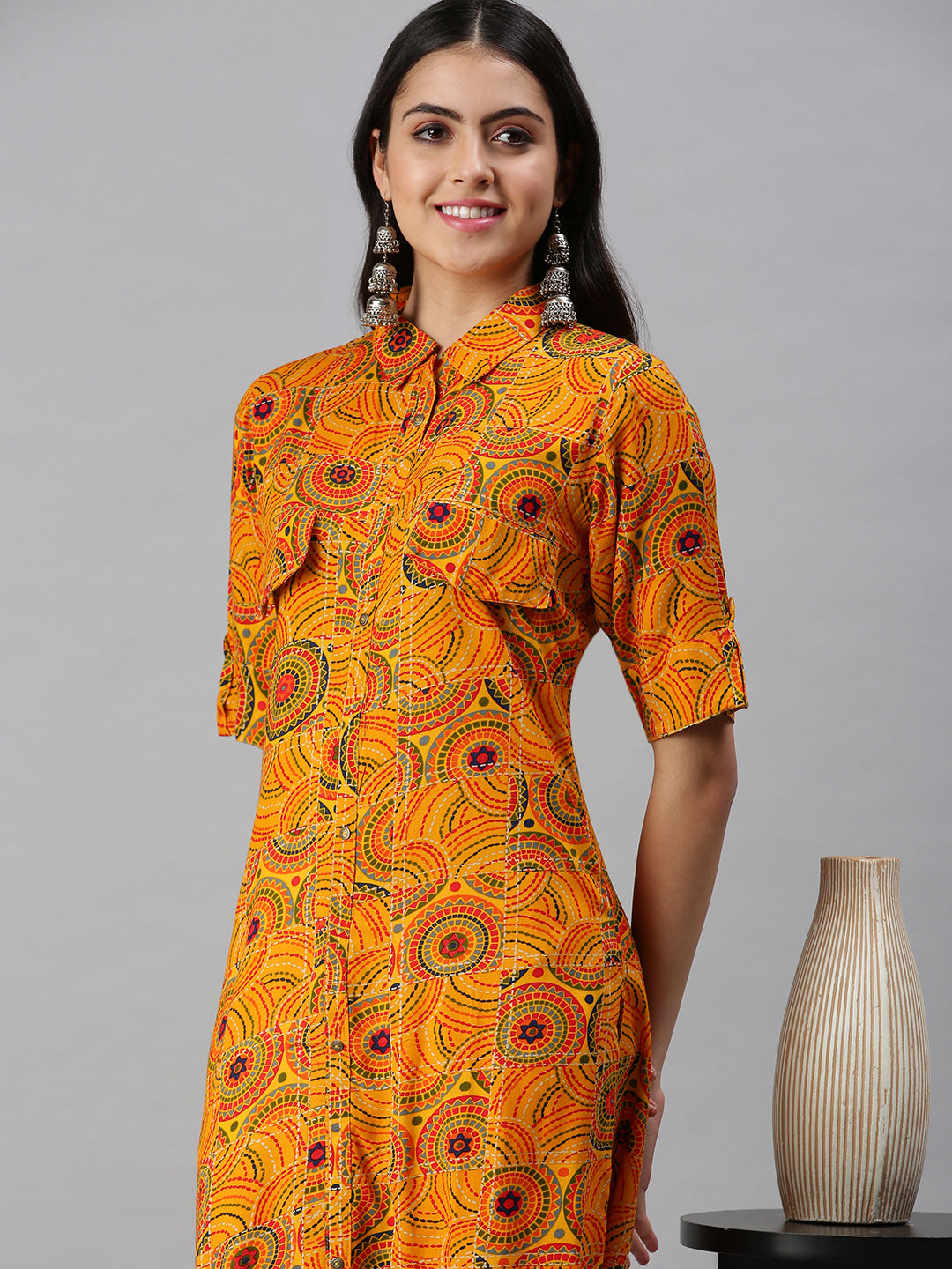 Women's Yellow Ethnic Motifs Printed Cotton Straight Kurta