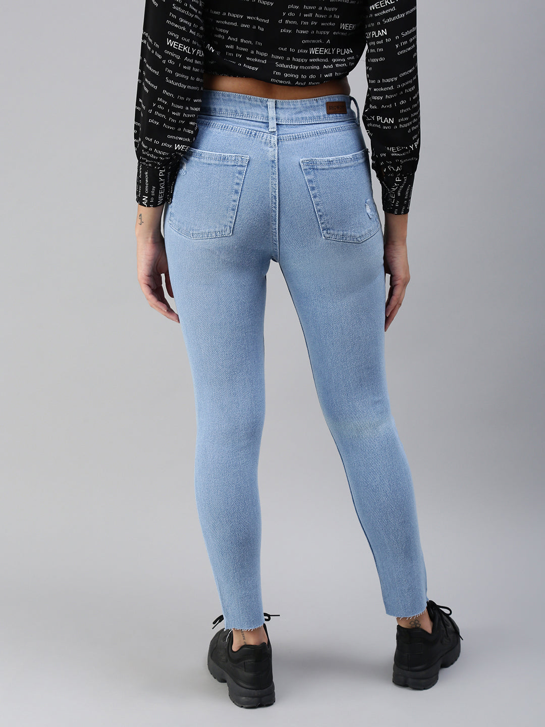 Women's Blue Skinny Fit High-Rise Mildly Distressed Stretchable Jeans