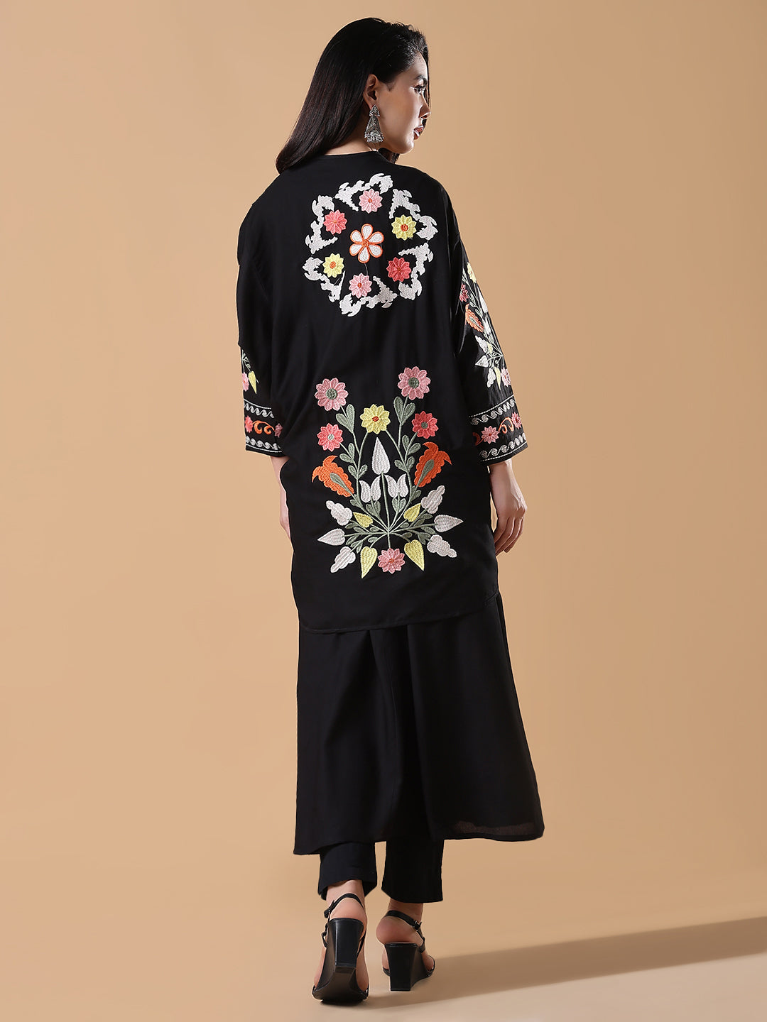 Women's Black Solid Cotton A-Line Kurta with Shrug