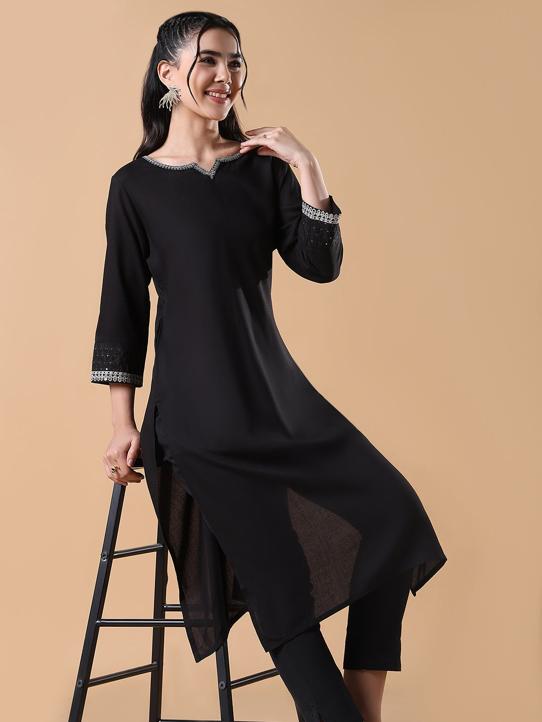 Women's Black Solid Cotton Silk Straight Kurta