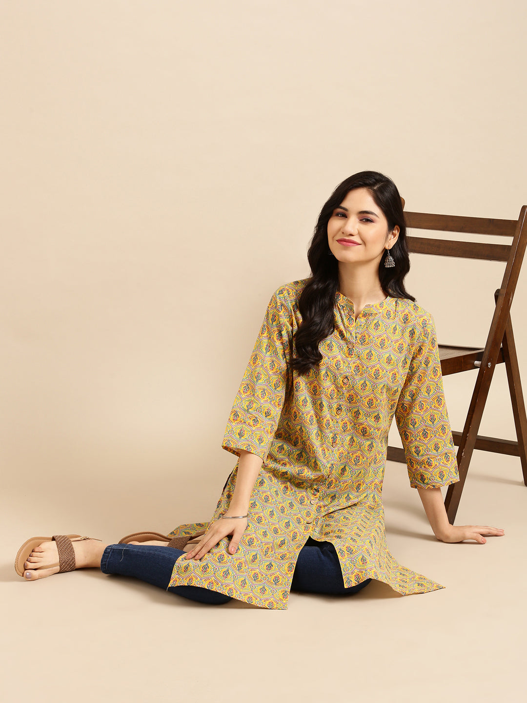 Women's Yellow Cotton Floral Printed Straight Kurta
