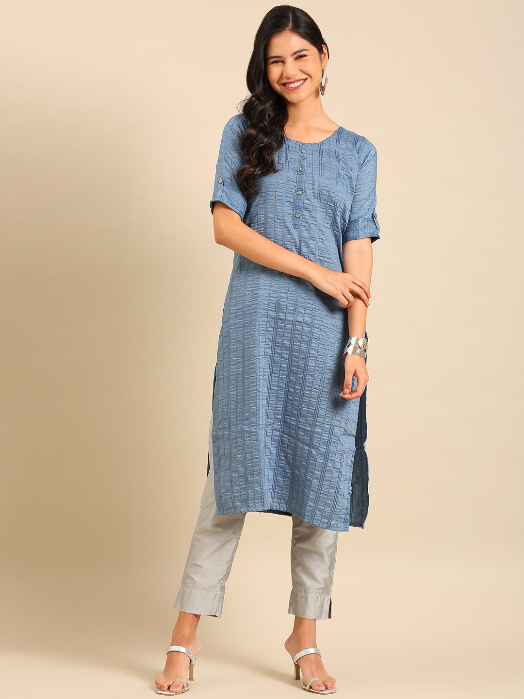 Women's Blue Solid Straight Kurta