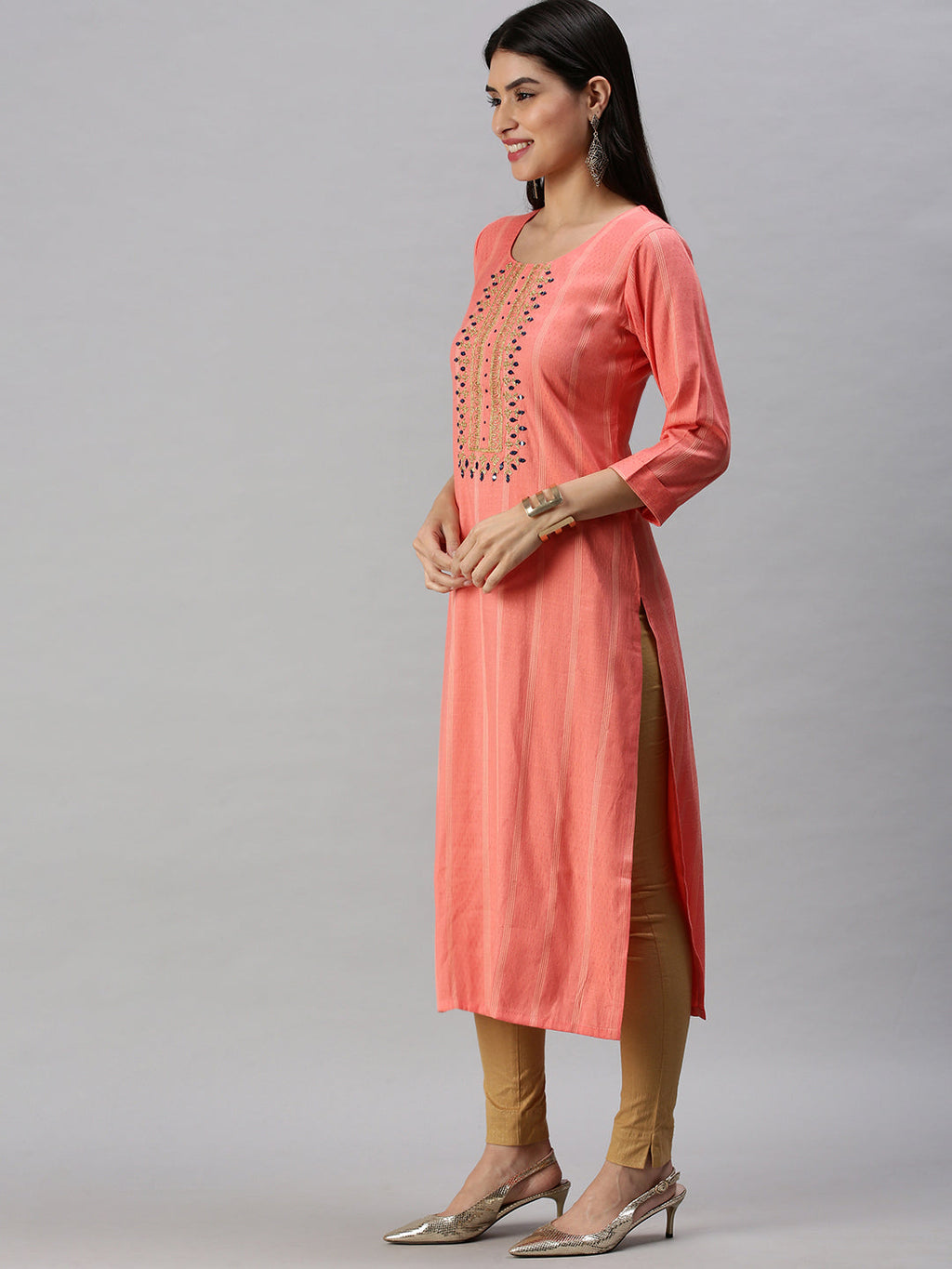 Women's Pink Striped Three-Quarter Sleeves Straight Zari Kurta